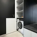 High Ceiling Loft With Its Own Backyard And A Terrace Apartamento