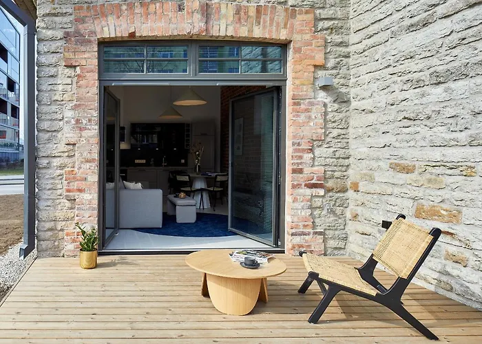 Apartment High Ceiling Loft With Its Own Backyard And A Terrace Tallinn