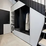High Ceiling Loft With Its Own Backyard And A Terrace *